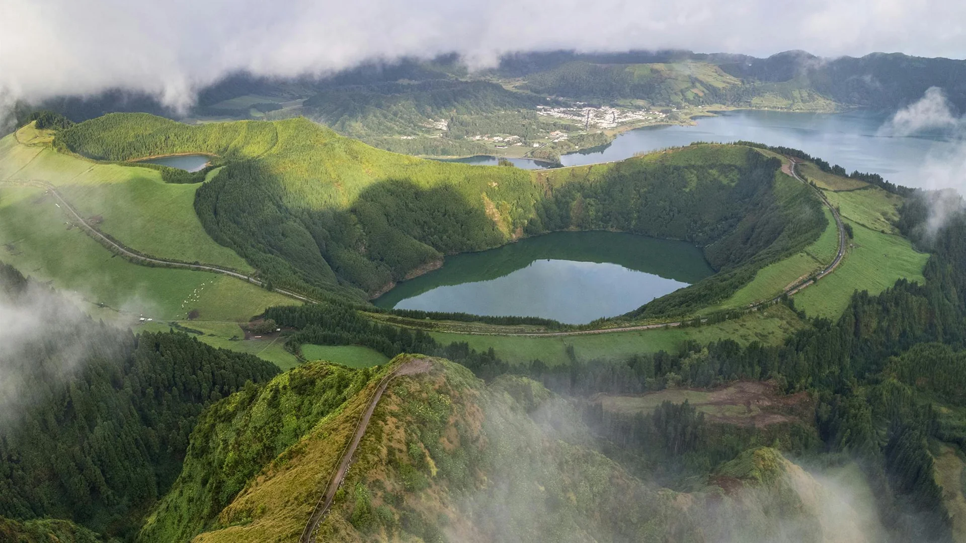 Krátery Sete Cidades - Azory - exkluzívna tajomná dovolenka a zážitky: aktívna dovolenka Azory, skryté miesta na Azoroch
