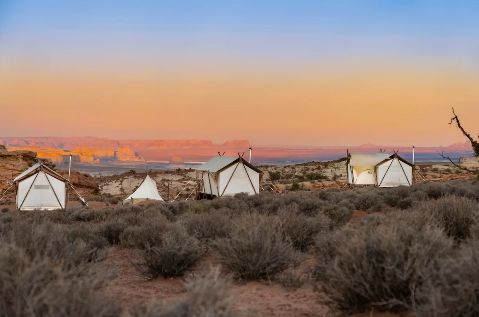 Unikátne, dizajnové a autentické ubytovanie pre klienta MICHAL K. — USA ZÁPAD (L.A. - ROADTRIP - LAS VEGAS) (Tajomná Dovolenka)
